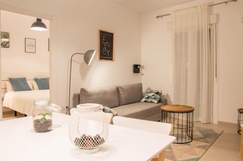 La Plaza-Colon, 1 Habitacion. Виляфранка де лос Барос Екстериор снимка